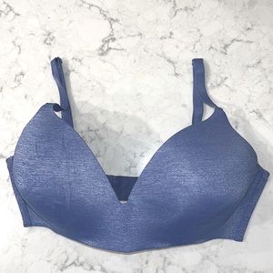 Victoria’s Secret No Wire lightly padded T-shirt bra-Size 36DD